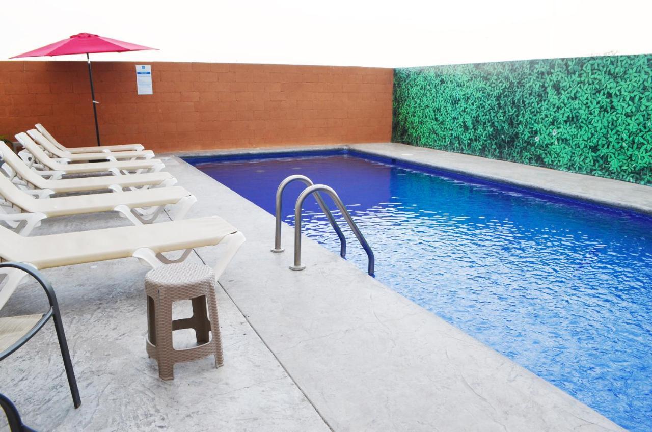 Sleep Inn Mazatlan Exterior photo